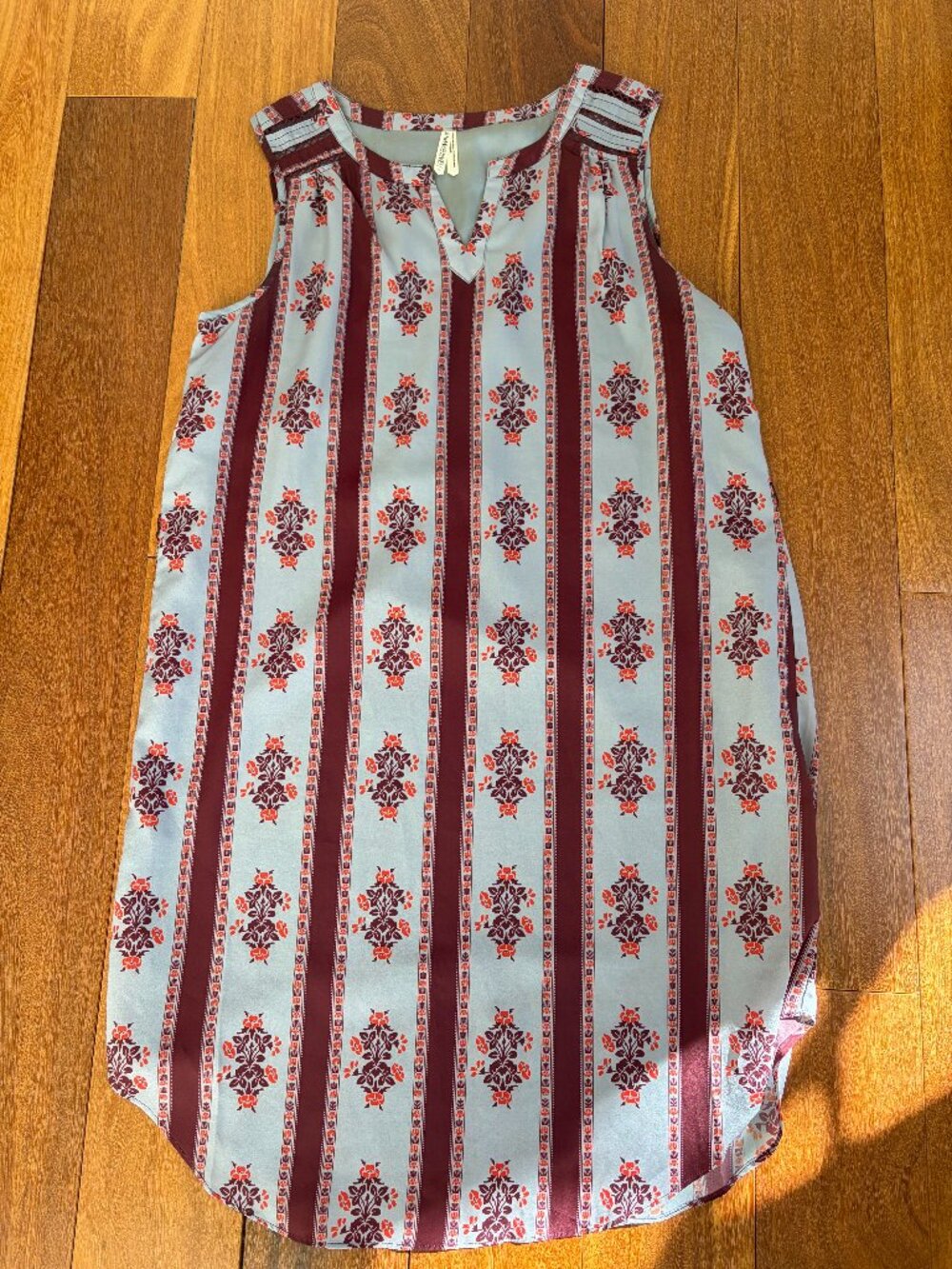 Gentle Fawn sleeveless V-neck sleeveless tunic dress